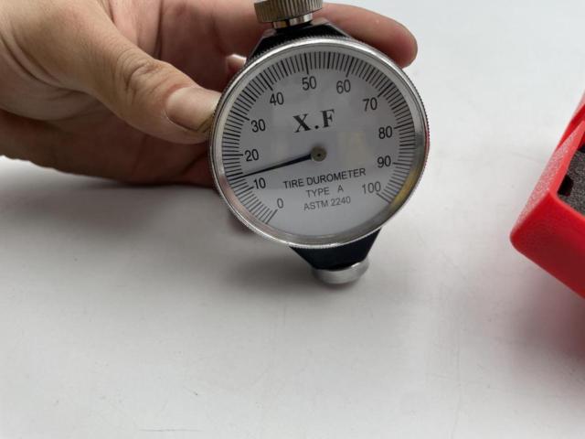 Unknown Manufacturer
Hardness tester
