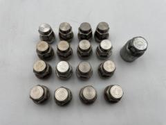 RS
watanabe
Exclusive use
Wheel nut
Sixteen
M12 × P1.5