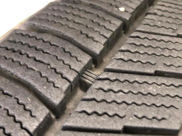 トヨタ ZVW30 プリウス ツーリング 純正 ホイール   + BRIDGESTONE BLIZZAK VRX3