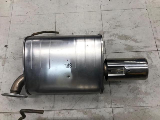 SUBARU
Genuine muffler