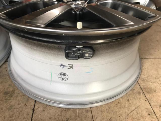 LEXUS NX VersionL前期純正ホイール