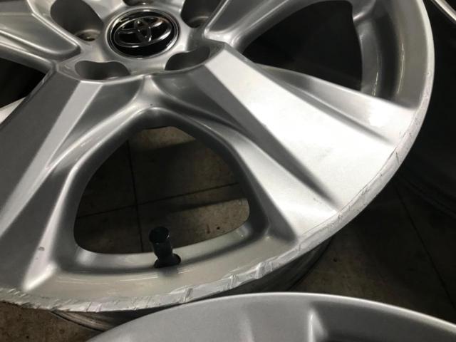 TOYOTA ハリアー 80系純正ホイール