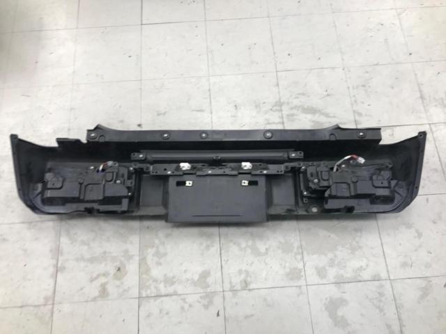 SUZUKI 純正リアバンパー + テールレンズ