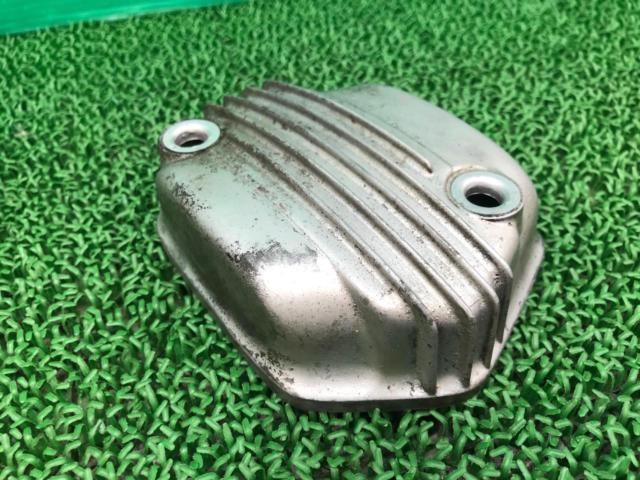 HONDA
Genuine engine head cover