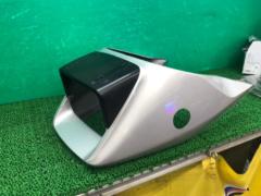 SUZUKI
Genuine upper cowl