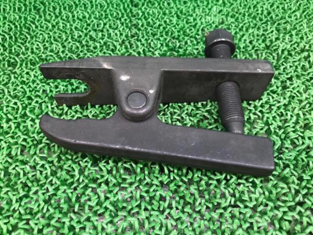 Unknown Manufacturer
Ball joint puller