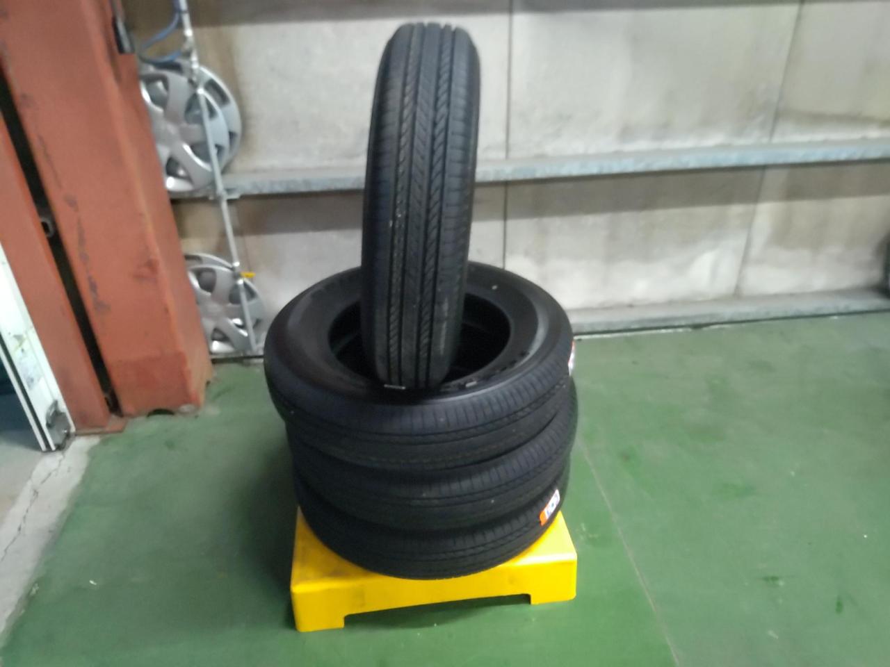 BRIDGESTONE DUELER H/L 852