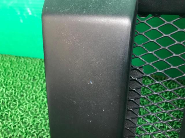 SUZUKI
Genuine front grille