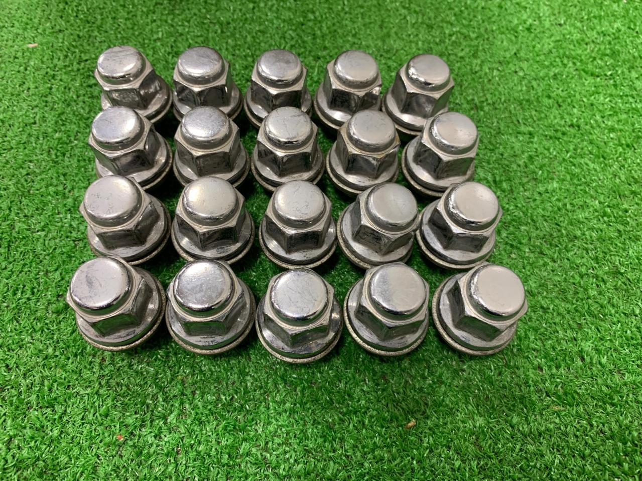 Wakeari
Toyota Genuine Wheel Nuts (Set of 20)