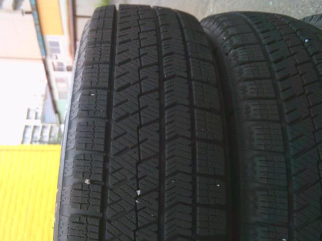 BRIDGESTONE BLIZZAK VRX2 + AUTOBACS SEVEN LEBEN TS7
