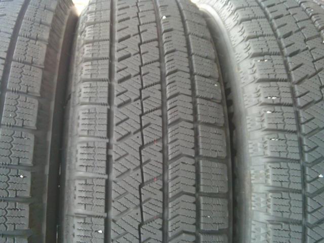 BRIDGESTONE BLIZZAK VRX2 + AUTOBACS SEVEN LEBEN TS7