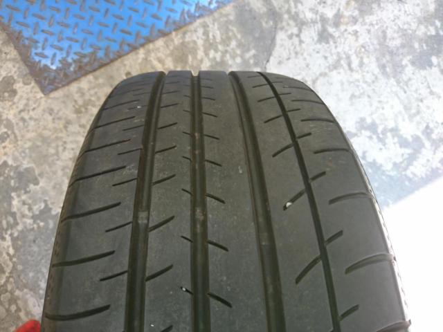 トヨタ カローラツーリング W×B 純正ホイール + YOKOHAMA Bluearth GT/Bluearth ES32