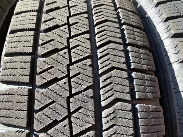 [Container] BRIDGESTONE
BLIZZAK
VRX2
+
ZELERNA