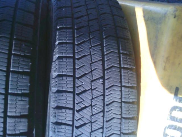 BRIDGESTONE
BLIZZAK
VRX2
+
HOT
STUFF
Exceeder
E01