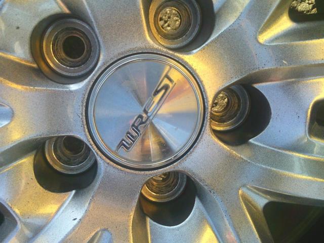 BRIDGESTONE
BLLIZAK
VRX2
+
KYOHO
SEIN
SS