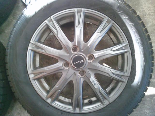 BRIDGESTONE
BLIZZAK
VRX2
+
AZANE
E-10