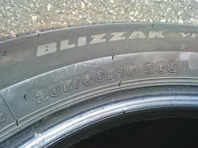 BRIDGESTONE
BLIZZAK
VRX3