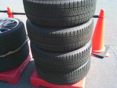 BRIDGESTONE
BLIZZAK
VRX2