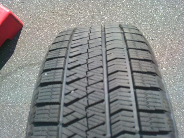 BRIDGESTONE
BLIZZAK
VRX2