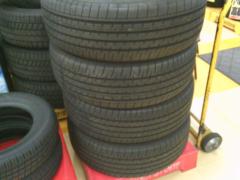 YOKOHAMA
BluEarth-XT
AE61