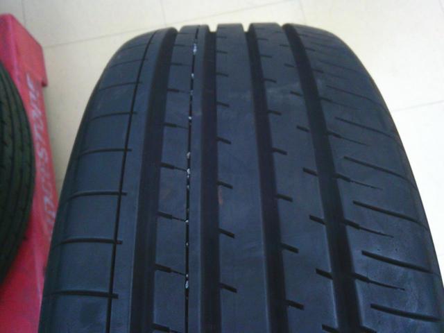 YOKOHAMA
BluEarth-XT
AE61