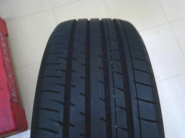 YOKOHAMA
BluEarth-XT
AE61