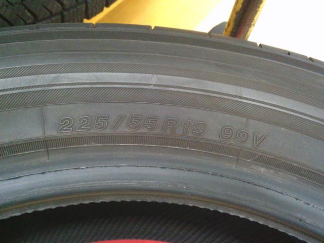 YOKOHAMA
BluEarth-XT
AE61
