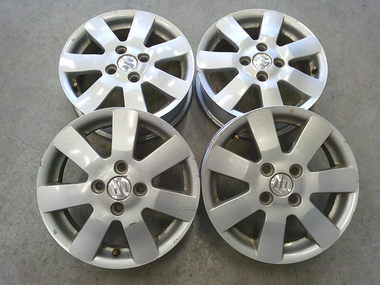 Suzuki genuine
Spoke wheels