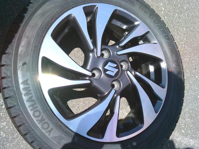 YOKOHAMA iceGUARD iG70 + スズキ ソリオバンディット純正 ホイール