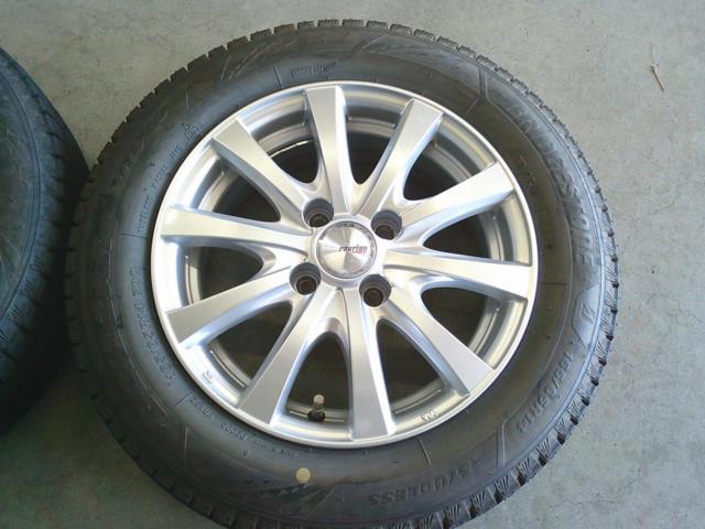 BRIDGESTONE BLIZZAK VRX3+weds RAVRION R501
