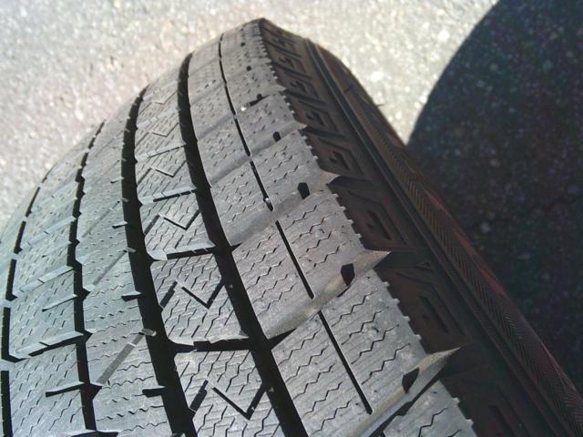 DUNLOP
WINTERMAXX
WM03+ECO
FORME
SE-15