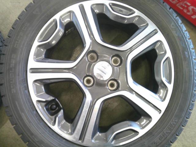 DUNLOP
WINTERMAXX
WM03
+
SUZUKI
Hustler original wheel