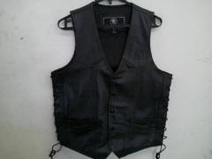 Smith
&amp;
Wesson
Leather vest
