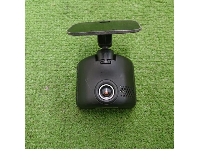 KENWOOD
DRV-325 Front-facing recording dashcam
