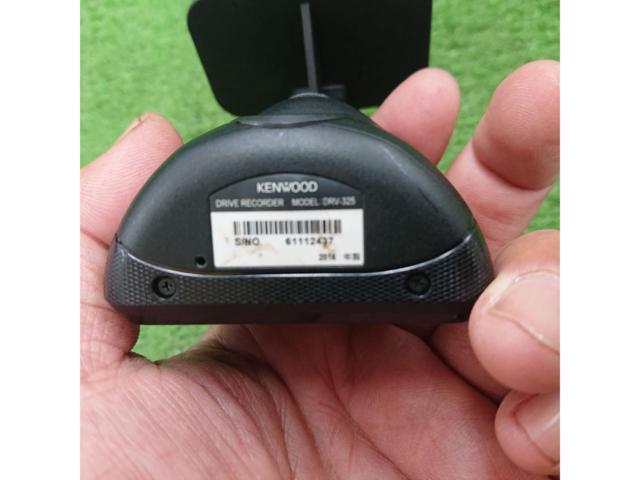 KENWOOD
DRV-325 Front-facing recording dashcam