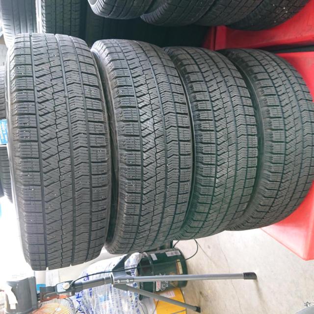 【H倉庫】BRIDGESTONE BLIZZAK VRX2 + トヨタ 30系プリウス 純正ホイール