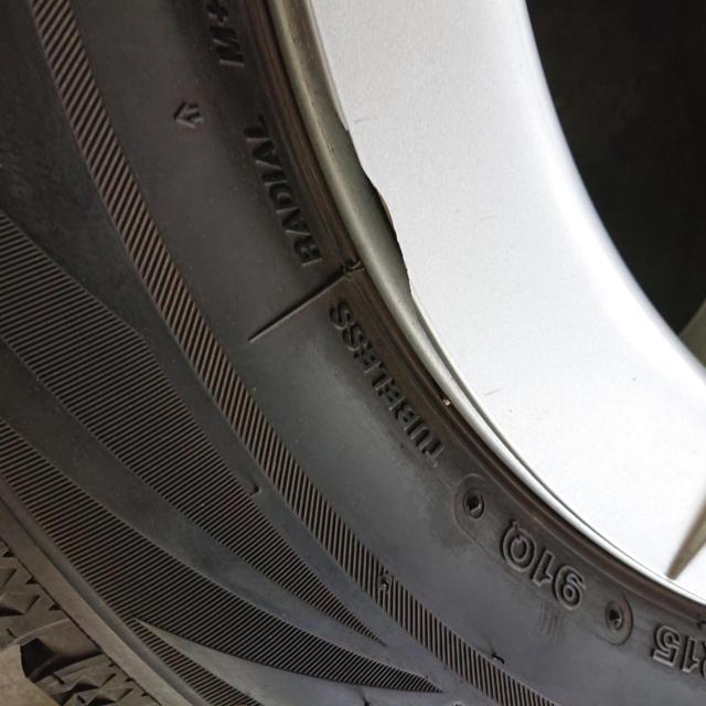 【H倉庫】BRIDGESTONE BLIZZAK VRX2 + トヨタ 30系プリウス 純正ホイール