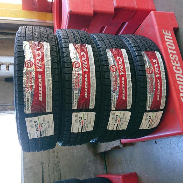 BRIDGESTONE BLIZZAK VRX3 + HOT STUFF Exsteer AG