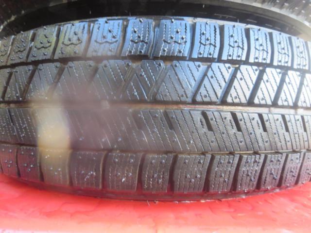 BRIDGESTONE BLIZZAK VRX3 + BADX S-HOLD GLANZ SE