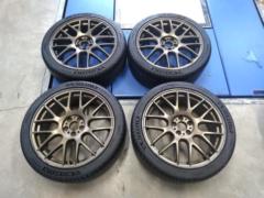 WORK
EMOTION (Emotion)
M8R
+
MICHELIN (Michelin)
e-PRIMACY