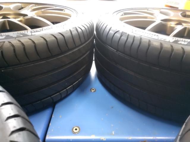 WORK
EMOTION (Emotion)
M8R
+
MICHELIN (Michelin)
e-PRIMACY