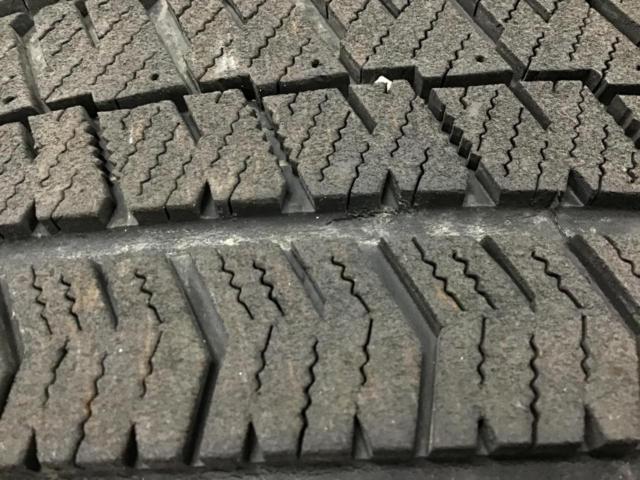BRIDGESTONE BLIZZAK
VRX2