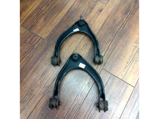 トヨタ純正 210系 クラウンアスリート後期 純正アームセット