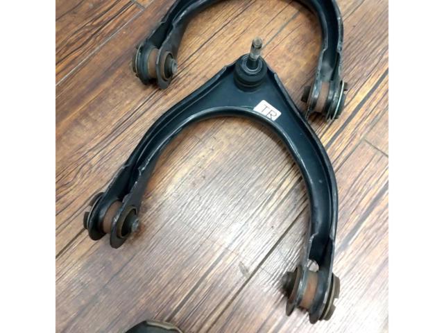 トヨタ純正 210系 クラウンアスリート後期 純正アームセット