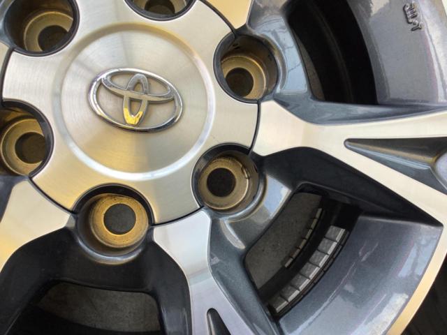 Toyota genuine 200 series Hiace / genuine optional aluminum wheels