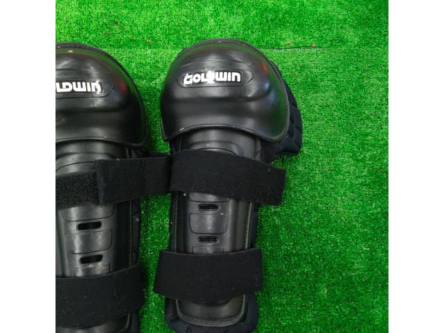 GOLDWIN Knee Guards
