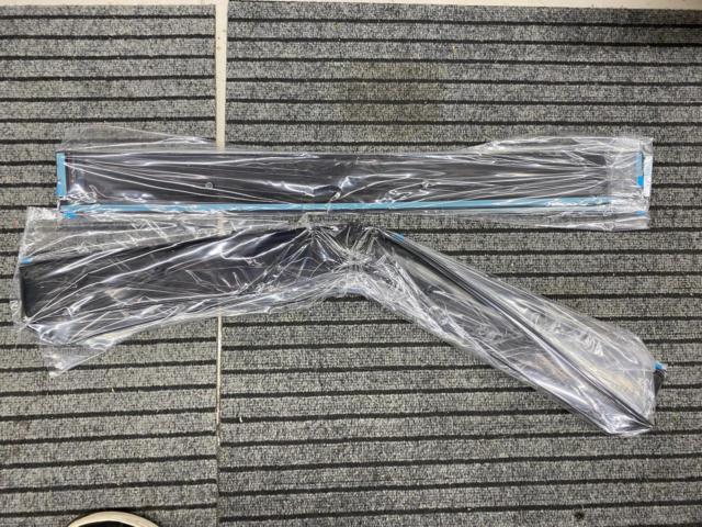 Genuine Daihatsu Move/LA850S
Genuine
Wide door visor