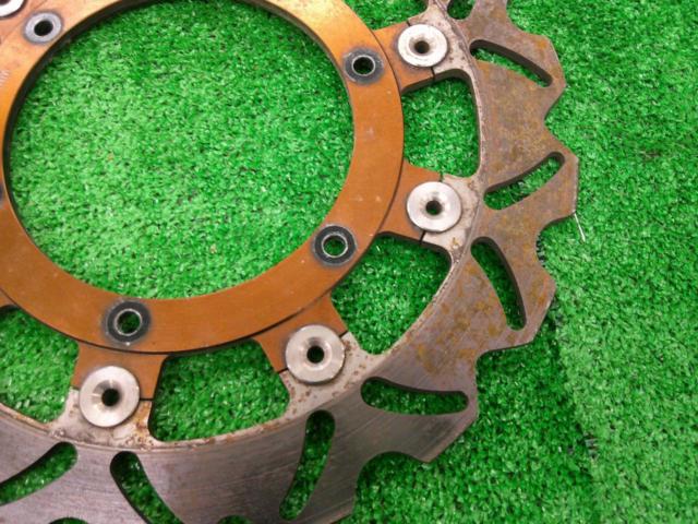 YAMAHA VMAX
22WE
Genuine front disc rotor