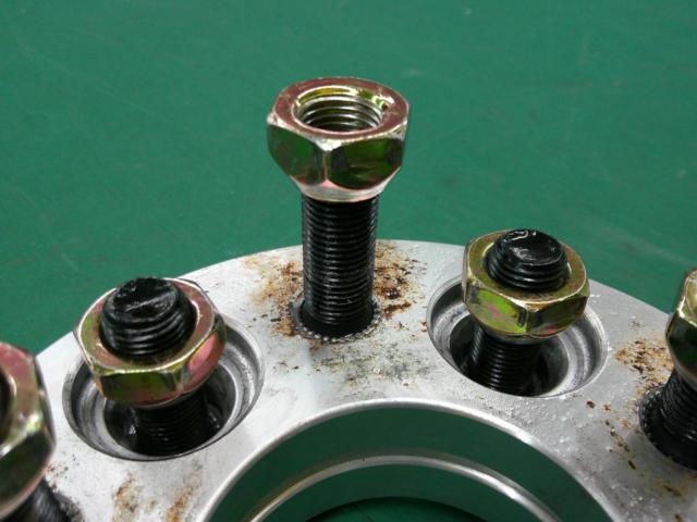 Durax
Wide tread spacer