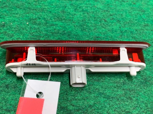 SUZUKI 純正LEDハイマウントストップランプ 刻印番号:TOKAIDENSO 35810-81M0 ジムニー:JB64/エブリィ:DA17V/スペーシア:MK53S